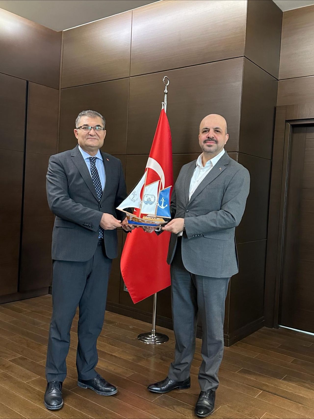 DEHUKAM Yönetim Kurulu Başkanı Süleyman ÖNEL, Enerji Piyasası Düzenleme Kurumu Başkanı Mustafa Yılmaz'ı Ziyaret Etti